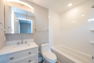 313 Winfield Ave in Jersey City, NJ - Building Photo - Building Photo