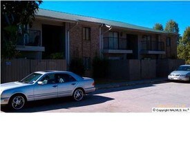2222 Jordan Ln SW in Huntsville, AL - Building Photo