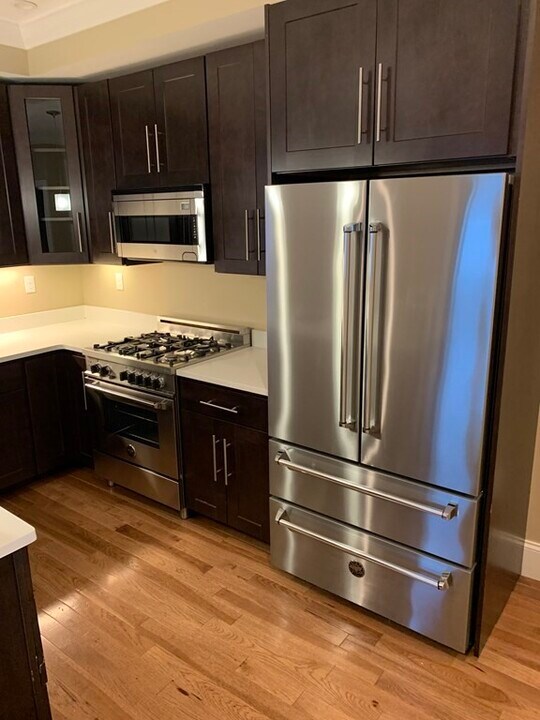 7 Wendell Plz, Unit 1 in Boston, MA - Building Photo