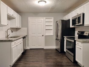 7346 Iwo Jima Rd in Houston, TX - Building Photo - Building Photo