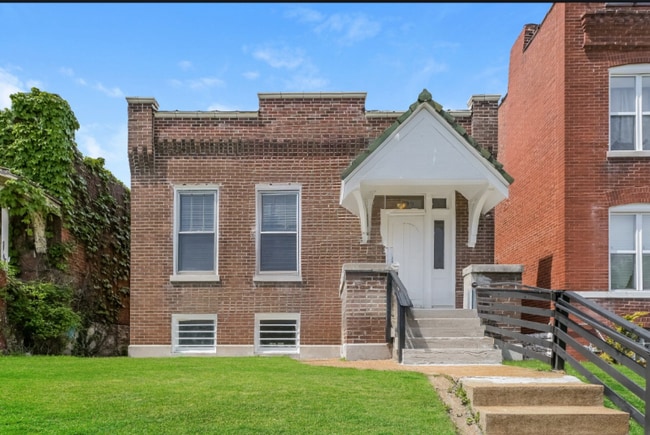 property at 3639 S Compton Ave
