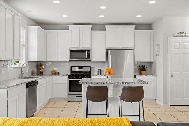 1317 Falconer Wy in Austin, TX - Building Photo - Building Photo