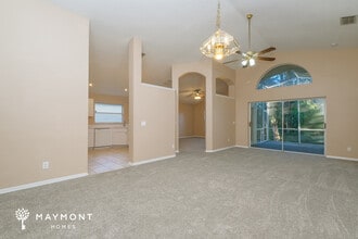 2518 Clareside Dr in Valrico, FL - Foto de edificio - Building Photo