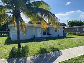 3110 SW 33rd Ave in West Park, FL - Building Photo