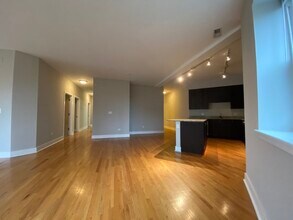 1870 N Winnebago Ave in Chicago, IL - Building Photo - Building Photo