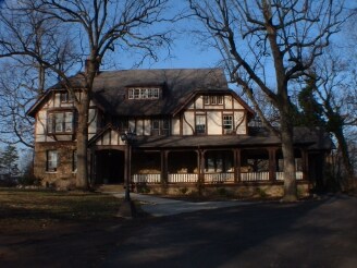 Welton Mansion in Roanoke, VA - Building Photo