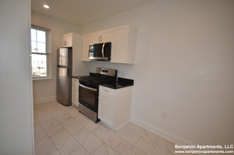 75 Kilsyth Rd, Unit 1 in Boston, MA - Building Photo - Building Photo