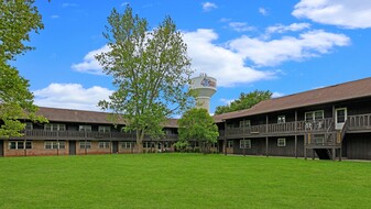 Sherwood Forest Apartment Homes in Kankakee, IL - Building Photo