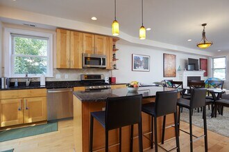 324 Varnum St NW in Washington, DC - Building Photo - Building Photo