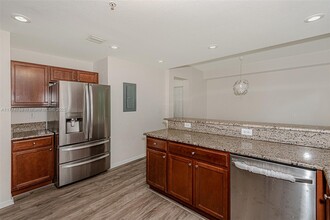 11605 NW 89th St in Doral, FL - Building Photo - Building Photo