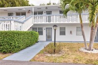 55 Markham C, Unit 55 in Deerfield Beach, FL - Foto de edificio - Building Photo