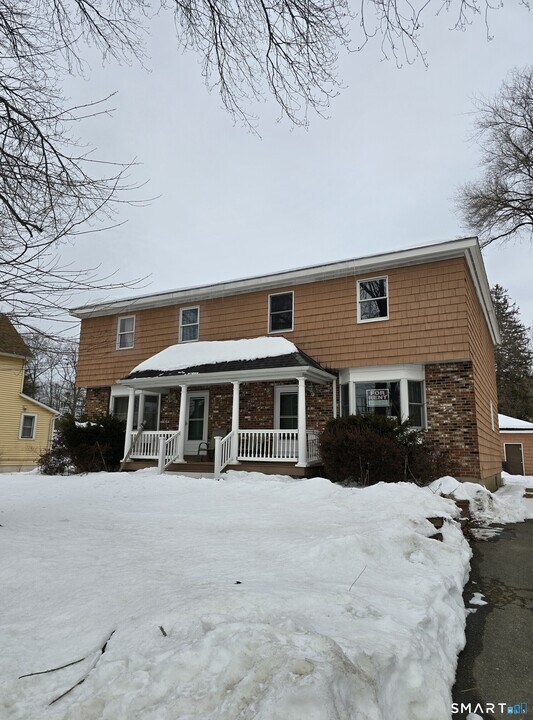 7 Bryson Ave in Seymour, CT - Building Photo