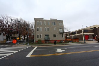 928 Euclid St NW in Washington, DC - Building Photo - Building Photo