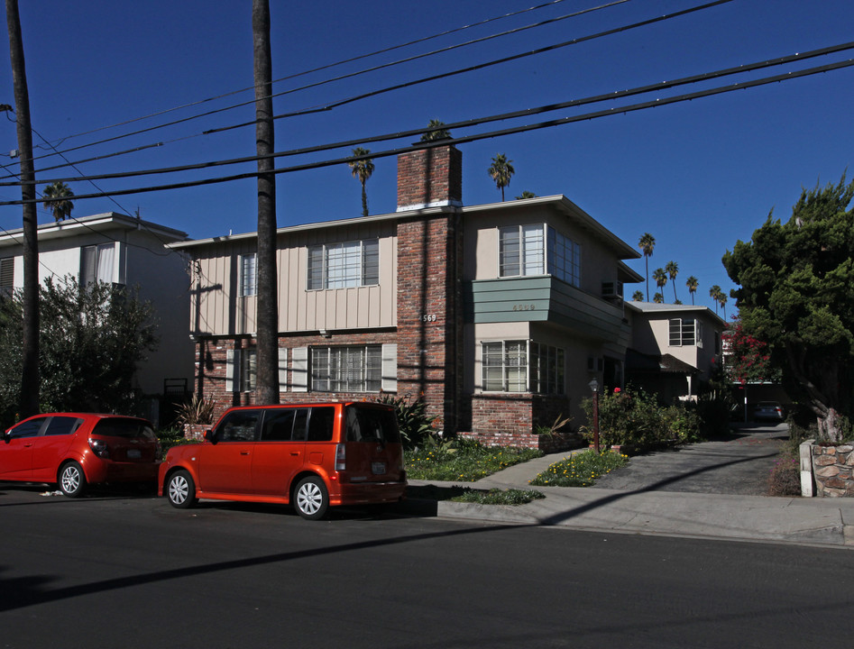 4569 Finley Ave in Los Angeles, CA - Building Photo