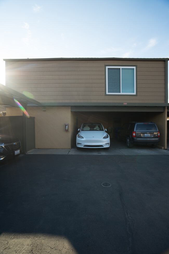 10609 Caminito Chueco in San Diego, CA - Building Photo - Building Photo