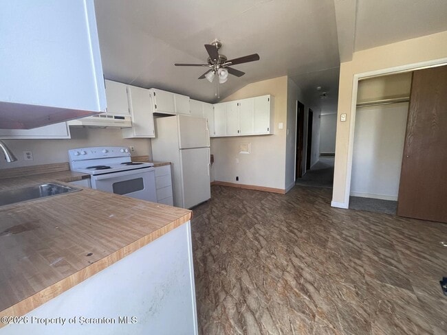 780 Hazle St in Ashley, PA - Building Photo - Building Photo