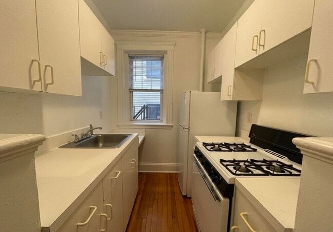 27 Wendell St, Unit 21-19 in Cambridge, MA - Building Photo - Building Photo