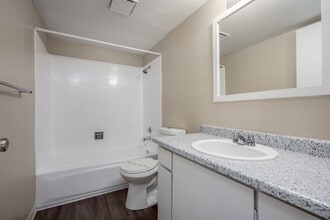 The Grove Apartments in Carmichael, CA - Building Photo - Interior Photo
