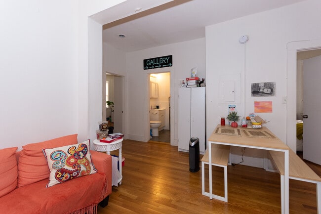 56 Brighton Ave, Unit 3R in Boston, MA - Building Photo - Building Photo