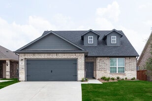 10238 Spearmint Ln in Dallas, TX - Building Photo