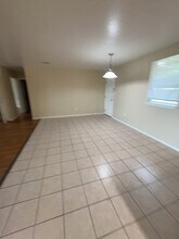 214 Bobbie Ann Ct in Granbury, TX - Building Photo - Building Photo