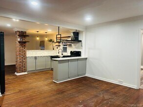 67 Schneider Ave in Highland Falls, NY - Building Photo - Building Photo