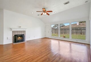 2118 Westminister Rd in Pearland, TX - Building Photo - Building Photo