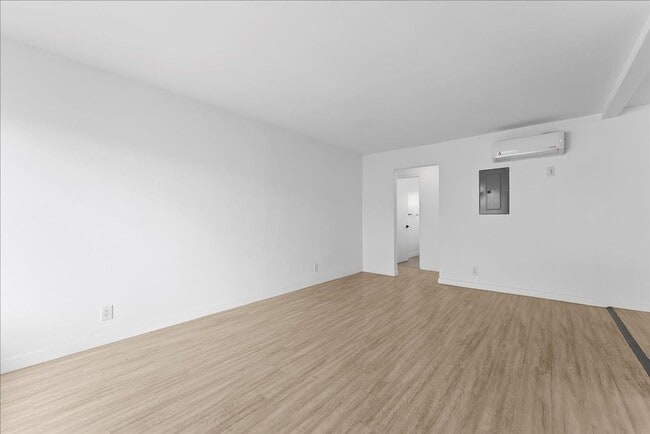 376 N Ave 57 in Los Angeles, CA - Building Photo - Building Photo