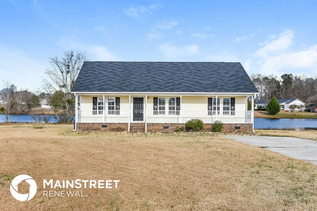 109 Daniel Ct in Smithfield, NC - Building Photo