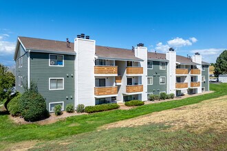 Fielders Creek in Englewood, CO - Foto de edificio - Building Photo
