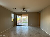 17583 W Hadley St in Goodyear, AZ - Foto de edificio - Building Photo