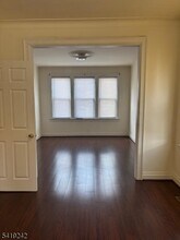 726 Garfield Ave in Jersey City, NJ - Building Photo - Building Photo