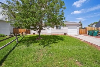 10444 Hoyt Ct in Westminster, CO - Foto de edificio - Building Photo