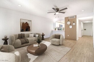 3823 S Maryland Pkwy in Las Vegas, NV - Building Photo - Building Photo