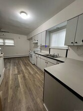 672 Elm St in New Haven, CT - Building Photo - Building Photo