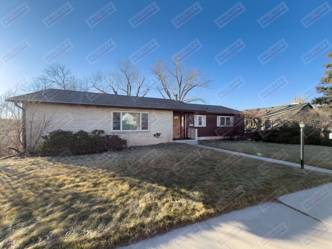 property at 602 Rockpile Blvd