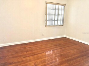 1310 W Woodlawn Ave in Tampa, FL - Building Photo - Building Photo