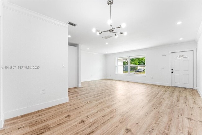 9720 NW 24th Pl in Sunrise, FL - Building Photo - Building Photo