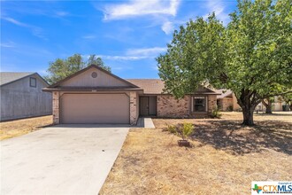 3304 Plateau Cir in Killeen, TX - Building Photo - Building Photo