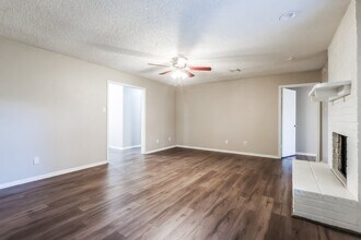 2014 Sekola Ln in Spring, TX - Building Photo - Building Photo