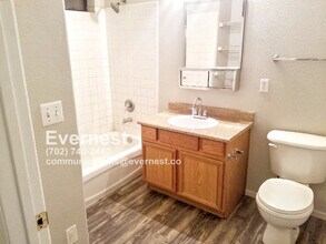 2051 Hussium Hills St in Las Vegas, NV - Building Photo - Building Photo
