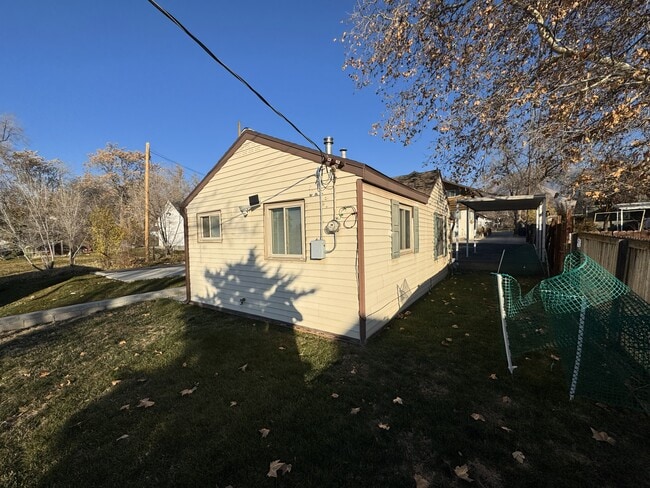 2872 S 2300 E in Salt Lake City, UT - Foto de edificio - Building Photo