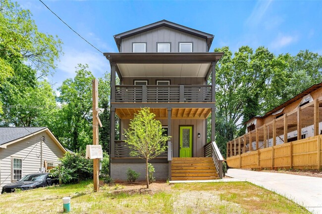 property at 1016 Welch St SW