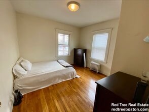 46 Brookley Rd, Unit 3 in Boston, MA - Building Photo - Building Photo