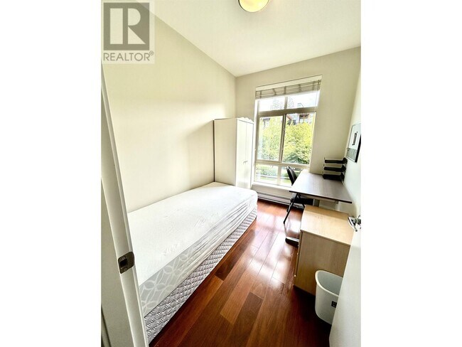 5777-5777 Birney Ave in Vancouver, BC - Building Photo - Building Photo