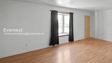 2115 Diana Dr in Loveland, CO - Building Photo - Building Photo