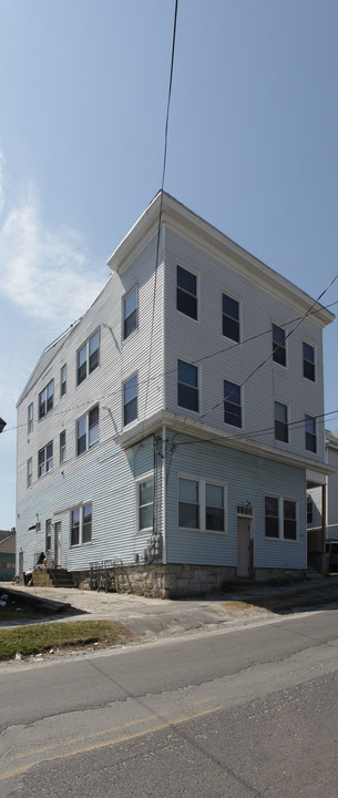 343 Columbus Ave in Pittsfield, MA - Building Photo