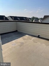 44711 Plympton Square in Ashburn, VA - Building Photo - Building Photo