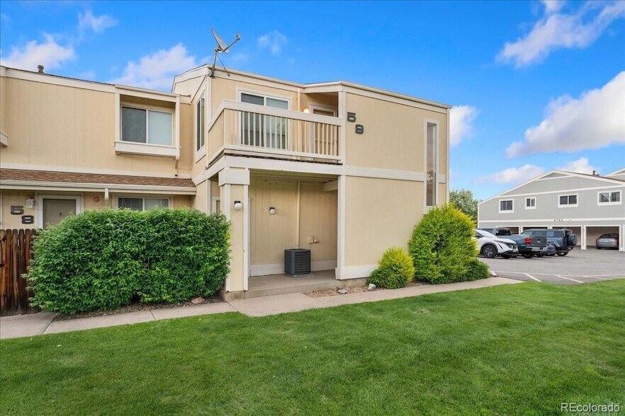 8770 Chase Dr, Unit 59 in Arvada, CO - Building Photo