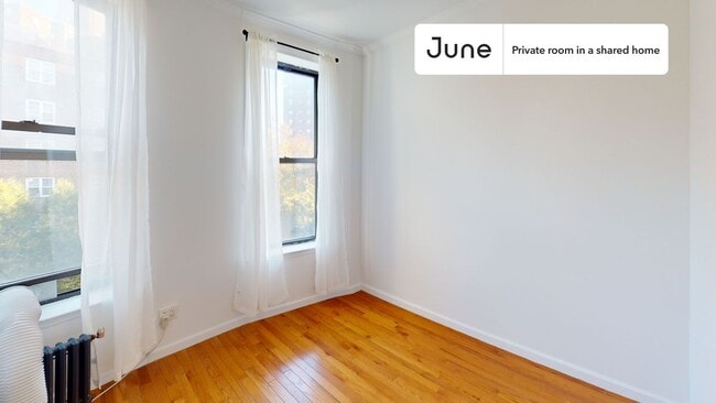 Room in Shared 3 bed/1 bath home in New York, NY - Foto de edificio - Building Photo